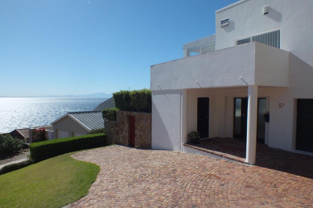 ホテル Penguinden - Load-Shedding Free Simonʼs Town エクステリア 写真
